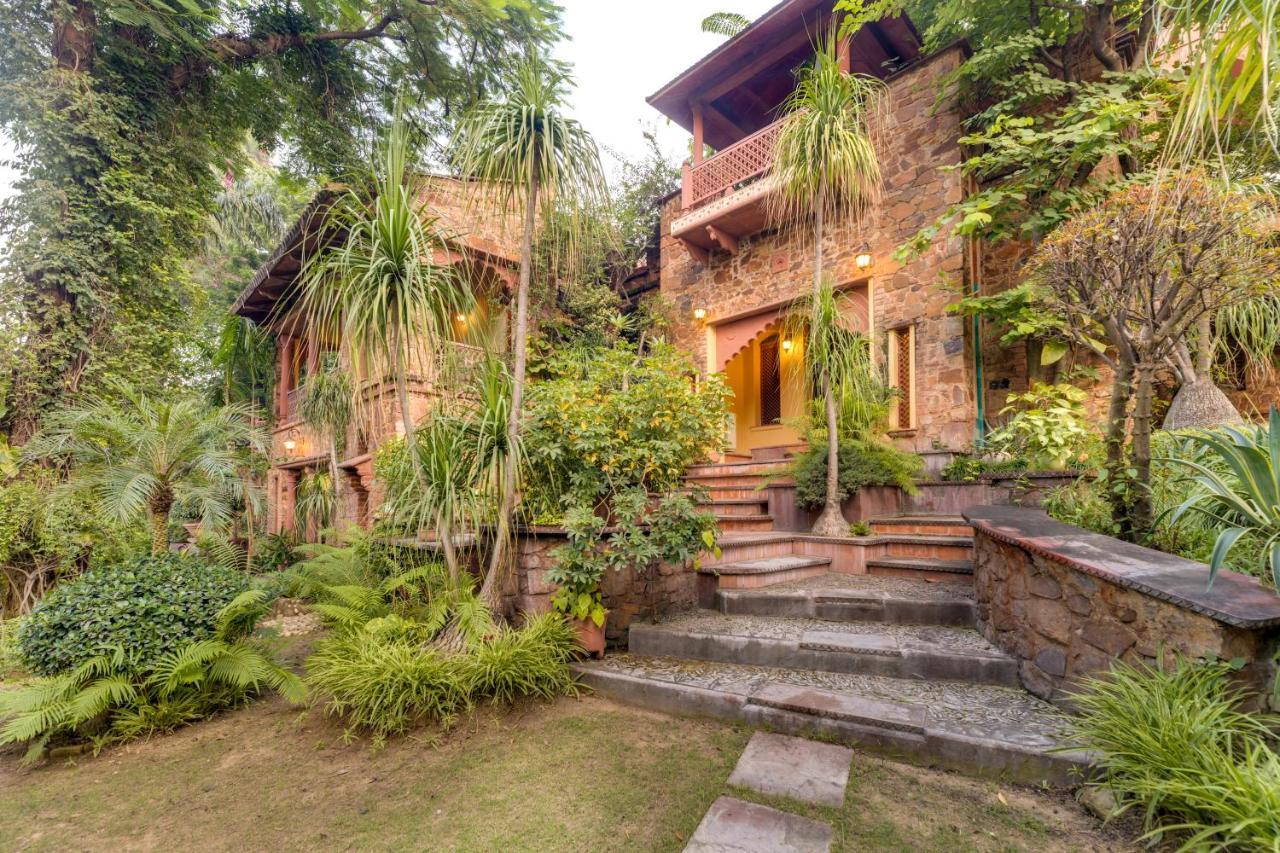 Hostie Chinar Haveli - Heritage Home With Pool, Γκουργκάον Εξωτερικό φωτογραφία