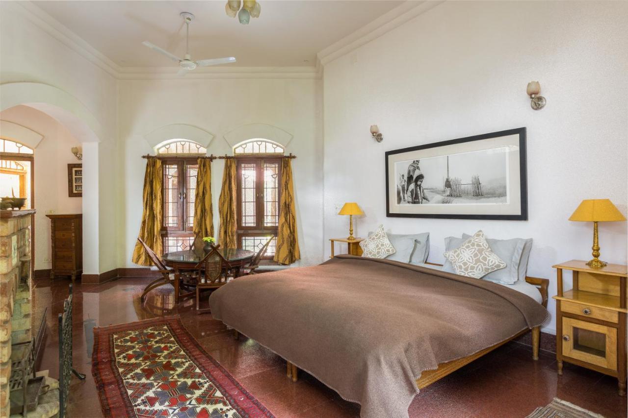 Hostie Chinar Haveli - Heritage Home With Pool, Γκουργκάον Εξωτερικό φωτογραφία